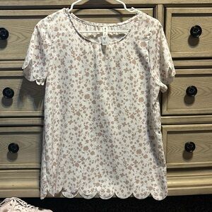 -floral blouse